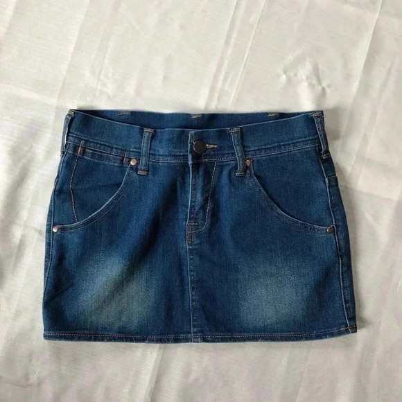 TRUE RELIGION Denim Mini Skirt - Picture 3 of 9